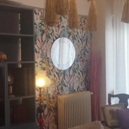 Seaview To Olympus, Sunny, Cosy شقة نيا ميشانيونا