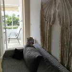 Seaview To Olympus, Sunny, Cosy Апартаменты