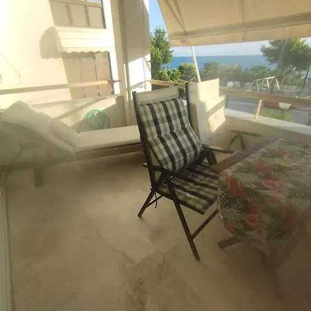 Seaview To Olympus, Sunny, Cosy Apartment *