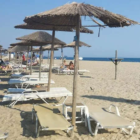 Seaview To Olympus, Sunny, Cosy 公寓