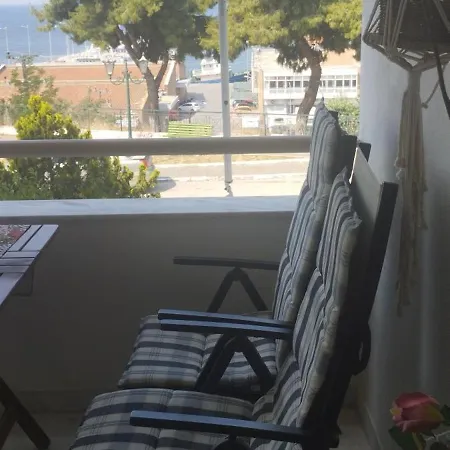 Seaview To Olympus, Sunny, Cosy 아파트 네아 미카니오나